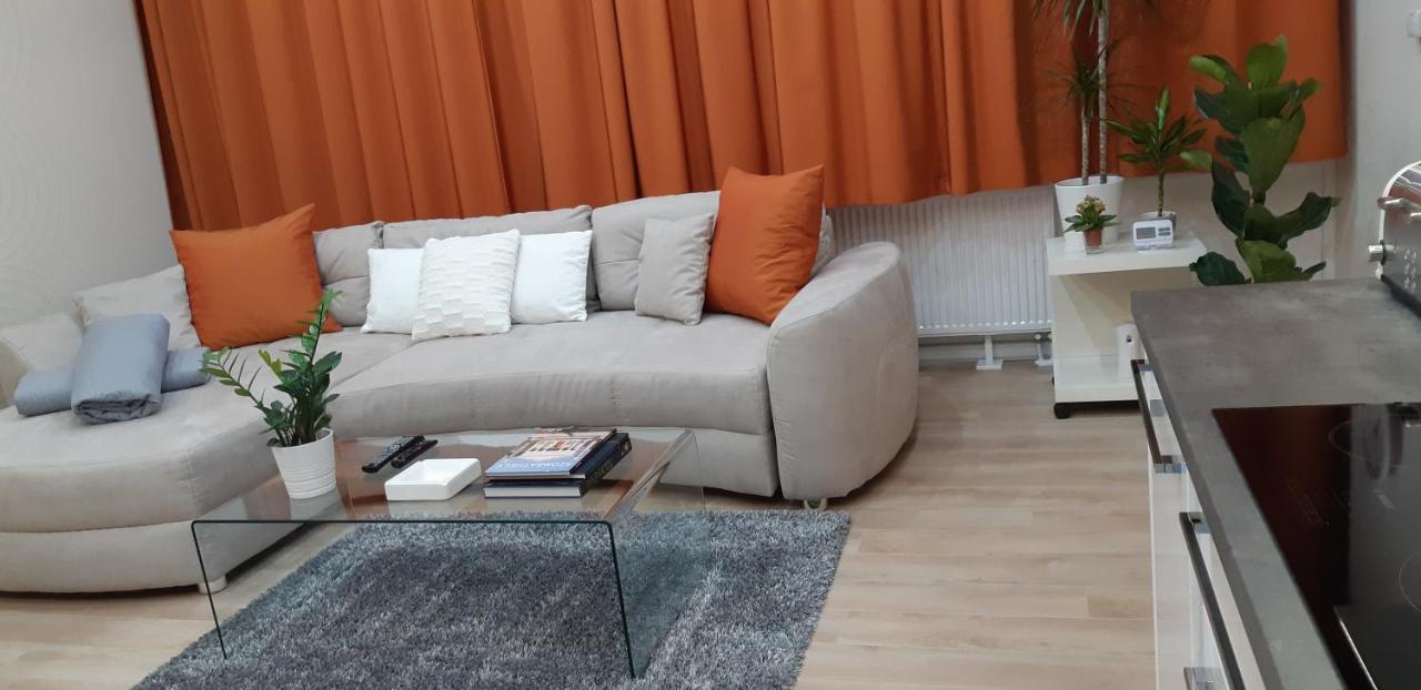 Modern, Quiet & Cozy Apartment In The Middle Of Downtown Near Danube At Fashion Street 布达佩斯 外观 照片